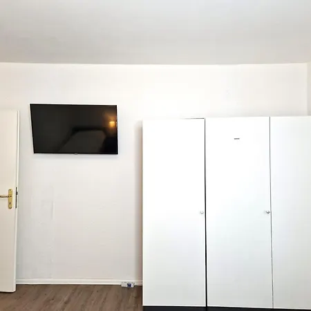 Meribu L92 Fuer Monteure Und Arbeiter Apartmán