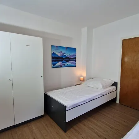 شقة Meribu L92 Fuer Monteure Und Arbeiter