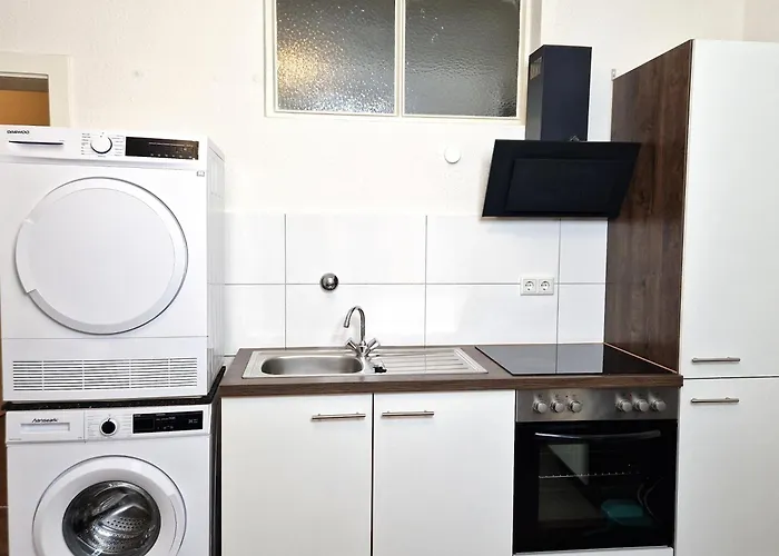 Meribu L92 Fuer Monteure Und Arbeiter Apartman *